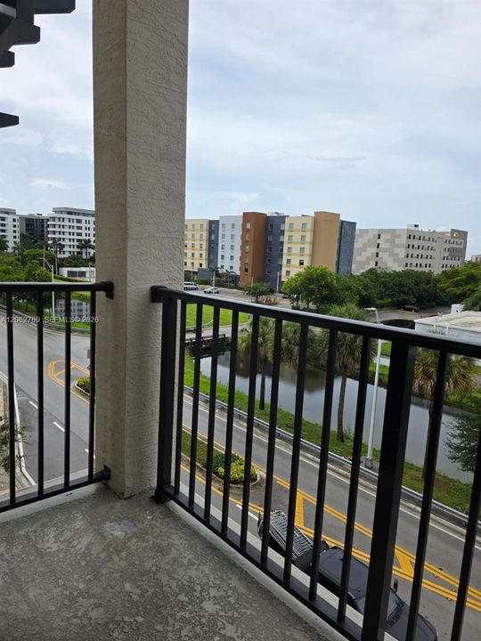 For Rent: $3,600 (3 beds, 2 baths, 1124 Square Feet)