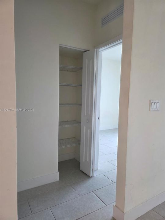 For Rent: $3,600 (3 beds, 2 baths, 1124 Square Feet)