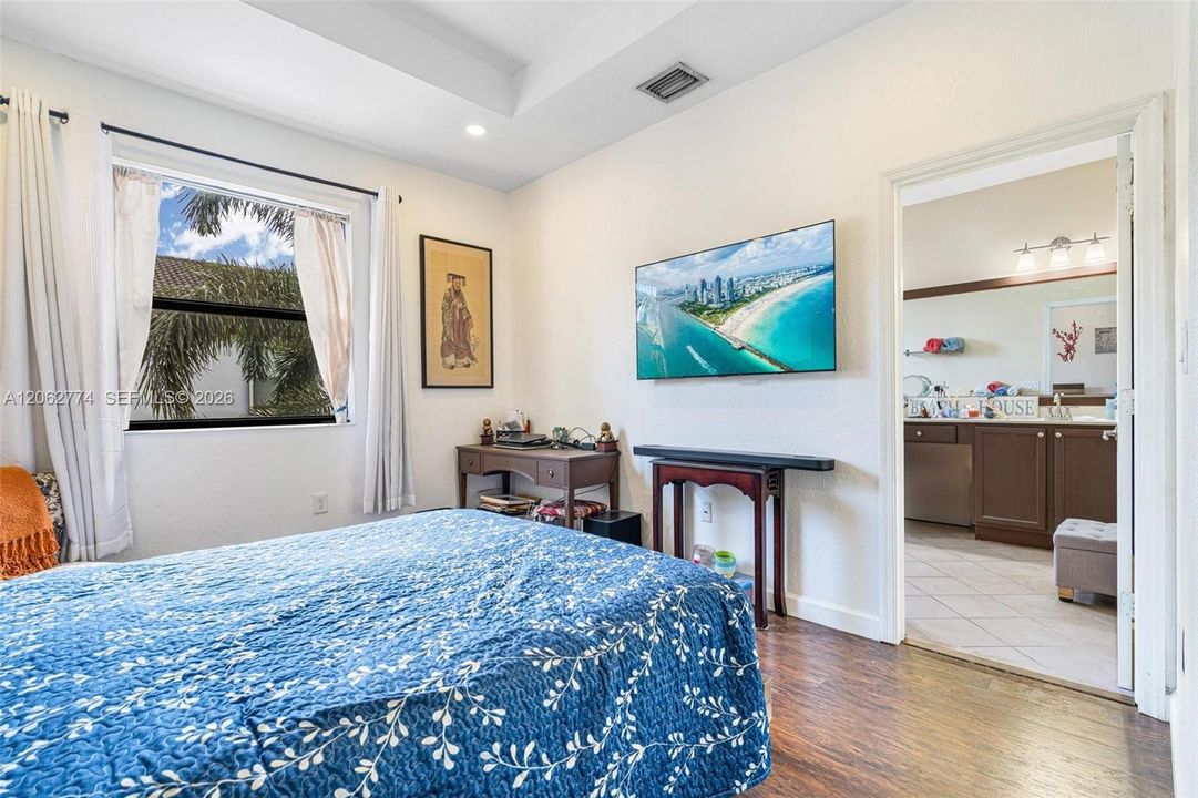 В аренду: $2,599 (3 спален, 3 ванн, 1628 Квадратных фут)