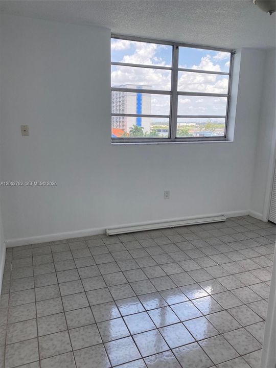 For Rent: $1,850 (2 beds, 2 baths, 882 Square Feet)