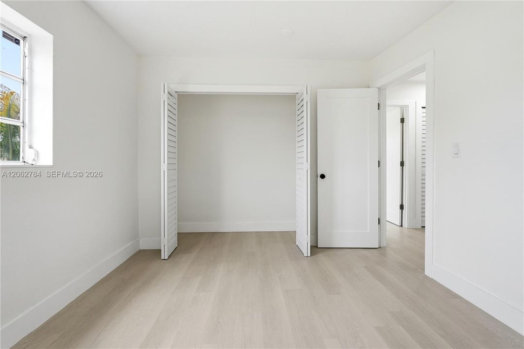 На продажу: $585,000 (4 спален, 2 ванн, 1368 Квадратных фут)