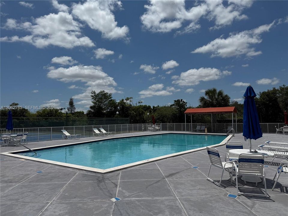 В аренду: $1,799 (1 спален, 1 ванн, 870 Квадратных фут)