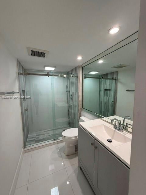 В аренду: $5,750 (2 спален, 2 ванн, 1522 Квадратных фут)