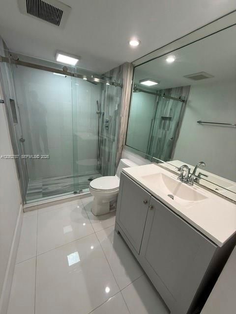В аренду: $5,750 (2 спален, 2 ванн, 1522 Квадратных фут)