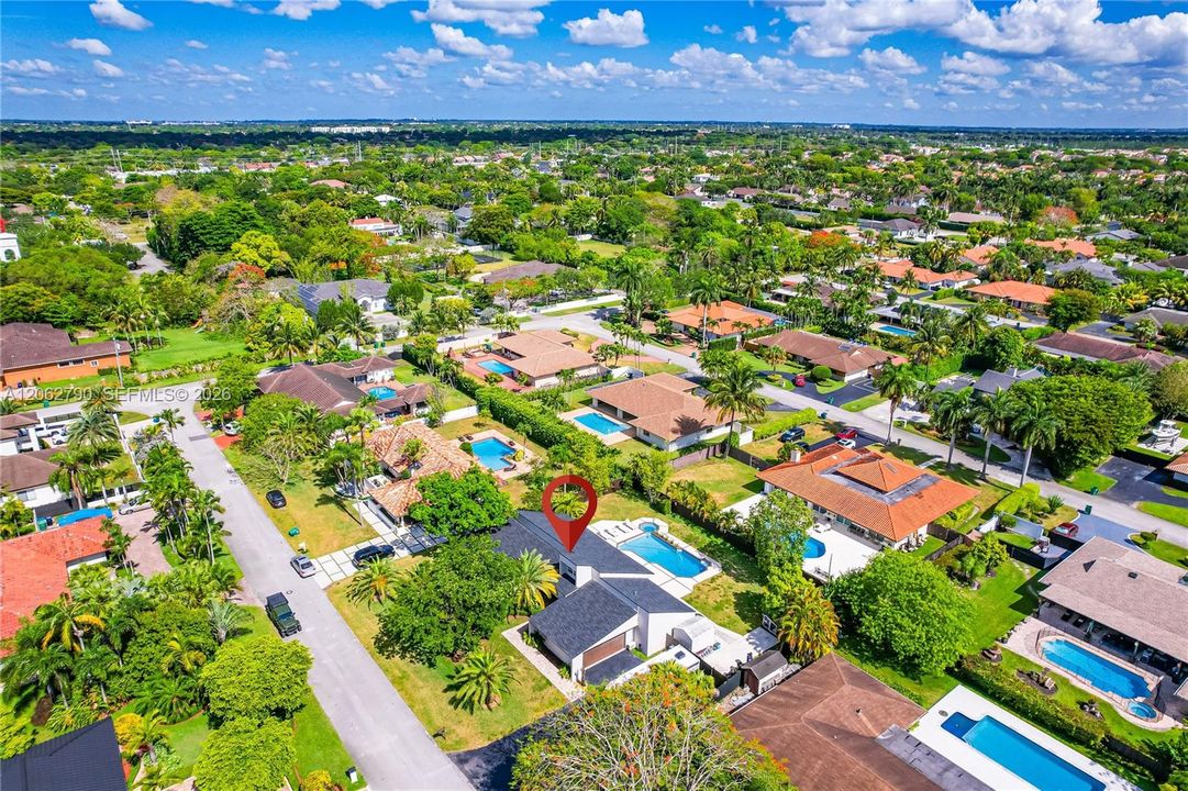 For Sale: $1,399,999 (4 beds, 3 baths, 2289 Square Feet)