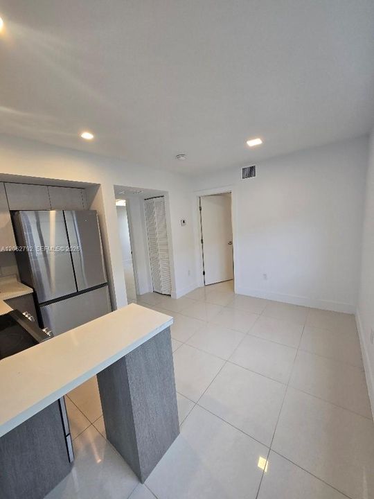 1971 BAY DRIVE # 110 MIAMI BEACH FL 33141