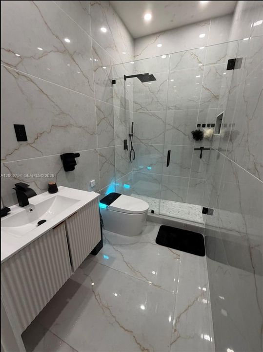 В аренду: $4,250 (4 спален, 3 ванн, 2165 Квадратных фут)
