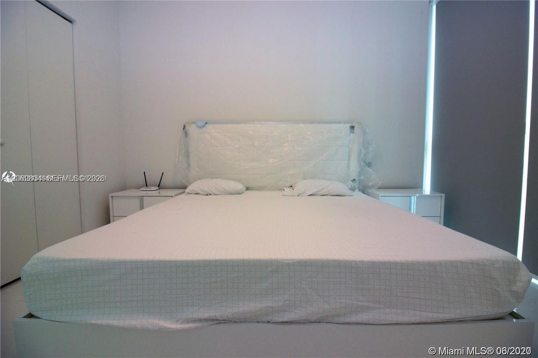 В аренду: $3,800 (1 спален, 1 ванн, 748 Квадратных фут)