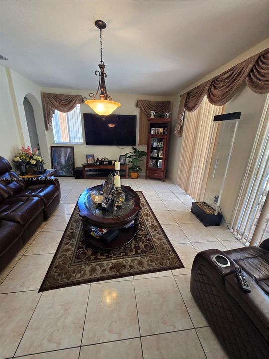 На продажу: $997,500 (3 спален, 3 ванн, 2382 Квадратных фут)