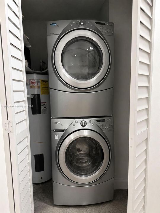 В аренду: $3,200 (2 спален, 2 ванн, 971 Квадратных фут)
