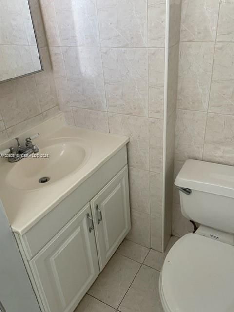 В аренду: $2,600 (1 спален, 1 ванн, 770 Квадратных фут)