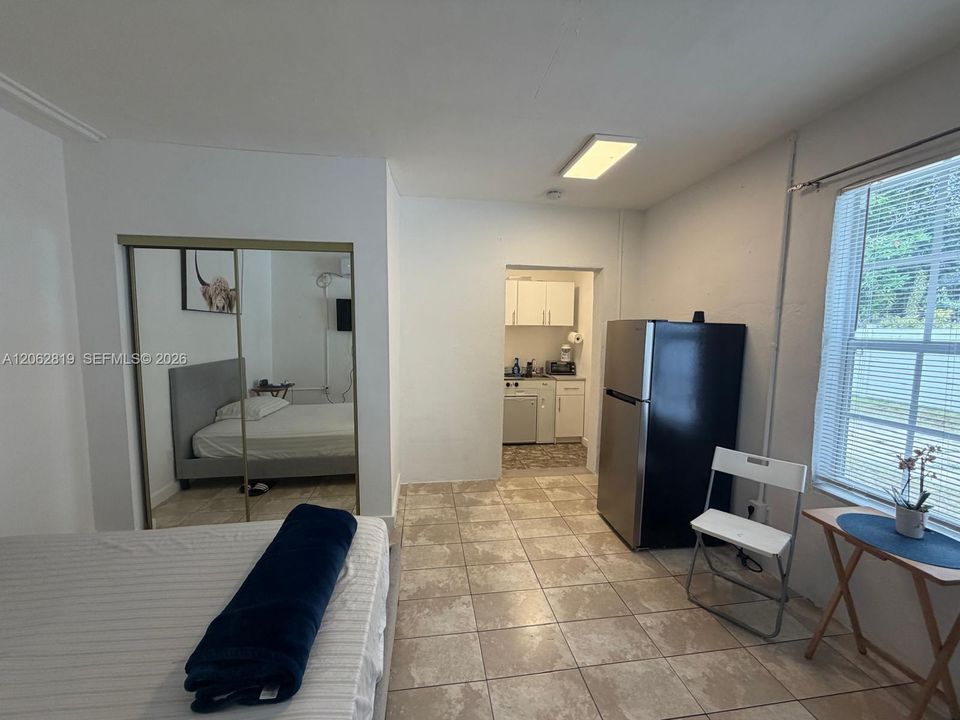 En Renta: $1,300 (1 camas, 1 baños, 1342 Pies cuadrados)