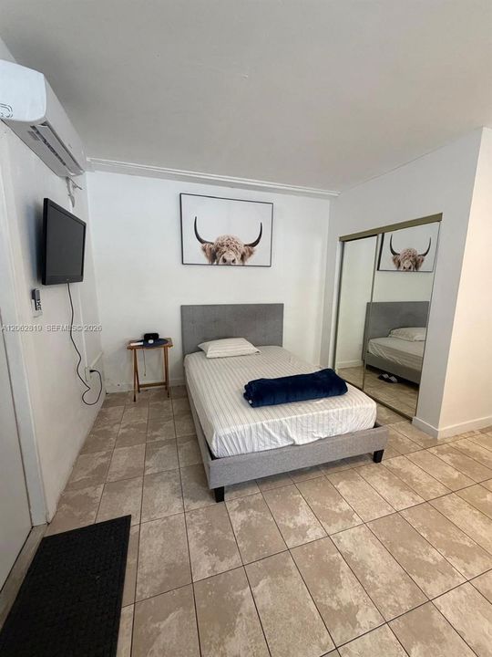 En Renta: $1,300 (1 camas, 1 baños, 1342 Pies cuadrados)
