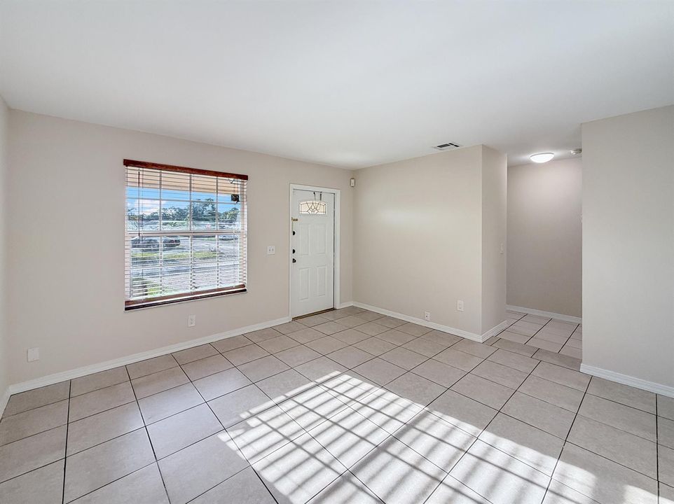 04-Living Area