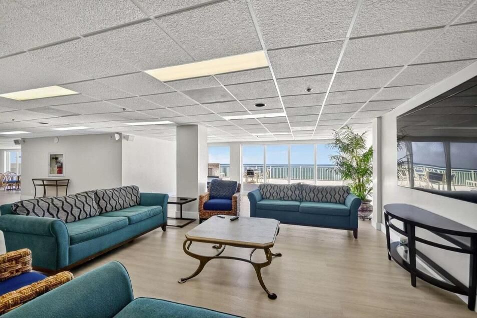 Social room