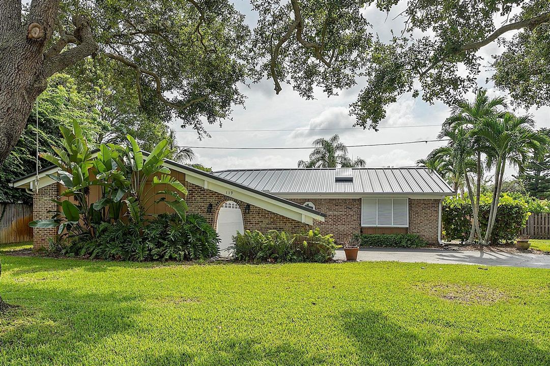 119 W Norfolk Rd, Jupiter, FL 33469 - -