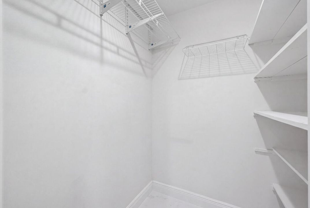 054_photo_reedit_403a457c_MLS