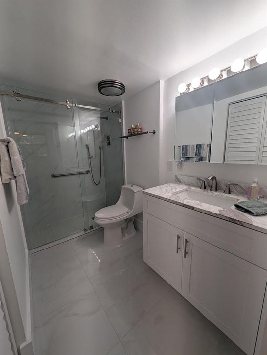 en-suite master bath