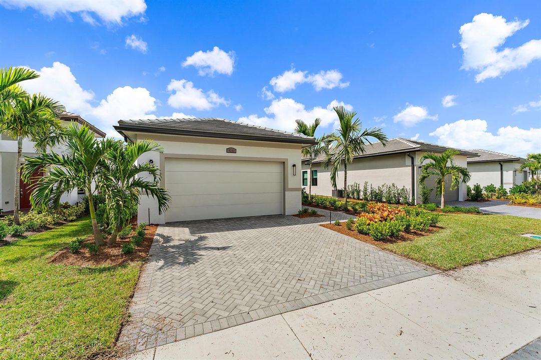 001-9333SWPepoliWay-PortSaintLucie-FL-FU