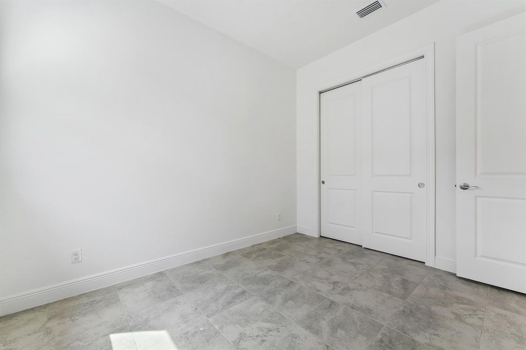 026-9333SWPepoliWay-PortSaintLucie-FL-FU
