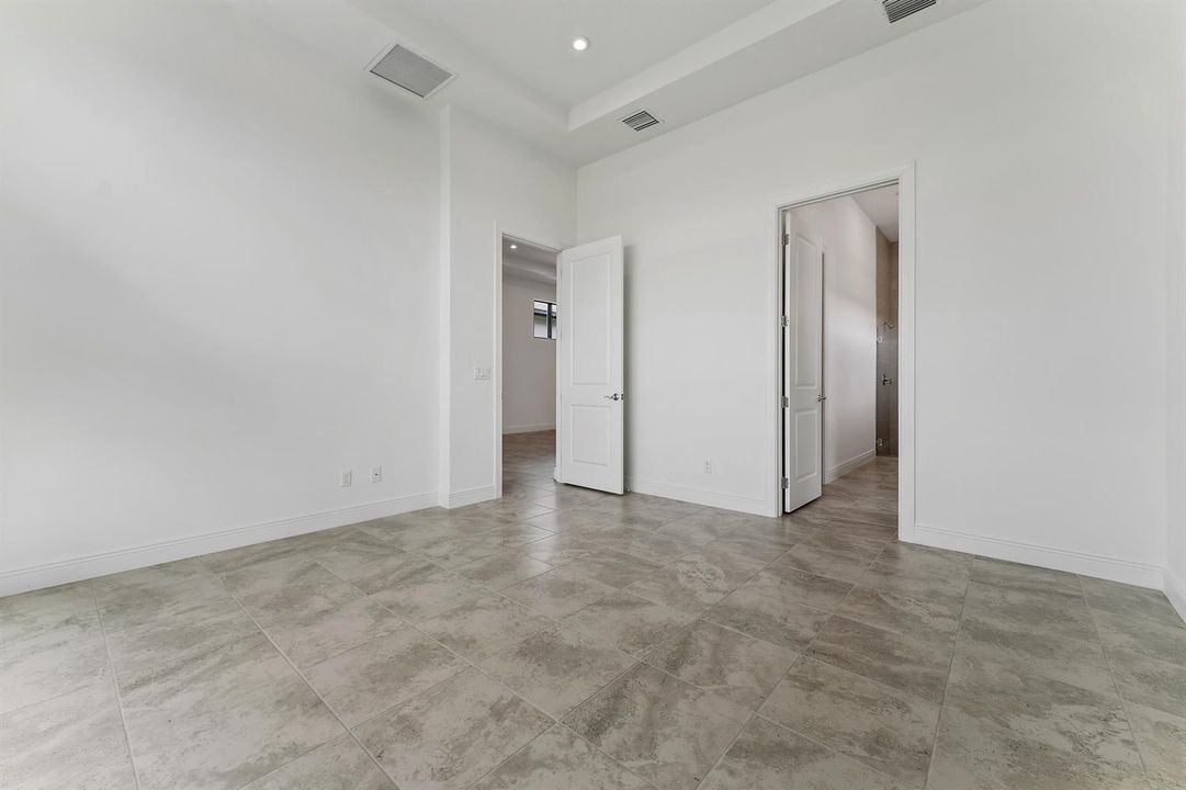 020-9333SWPepoliWay-PortSaintLucie-FL-FU