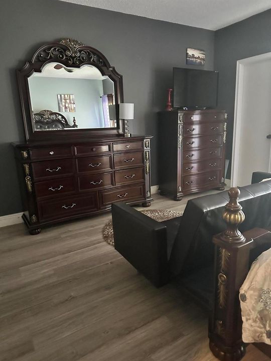 Master bedroom(copy)