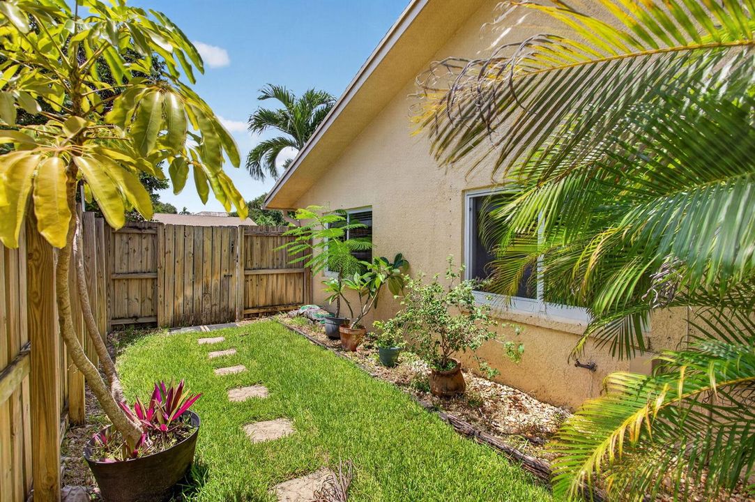 10-web-or-mls-6410-3942