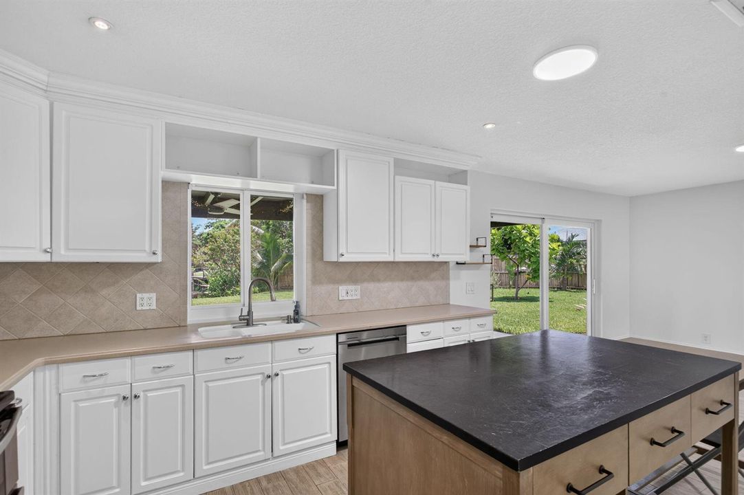 24-web-or-mls-6410-3997