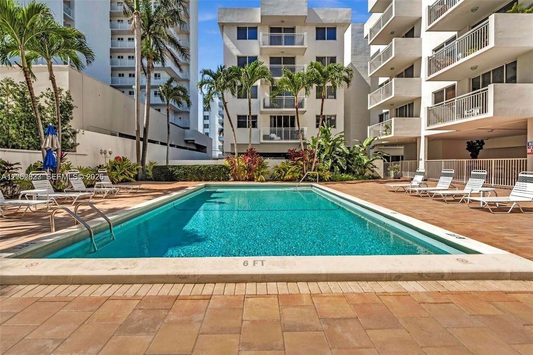 В аренду: $2,995 (2 спален, 2 ванн, 752 Квадратных фут)