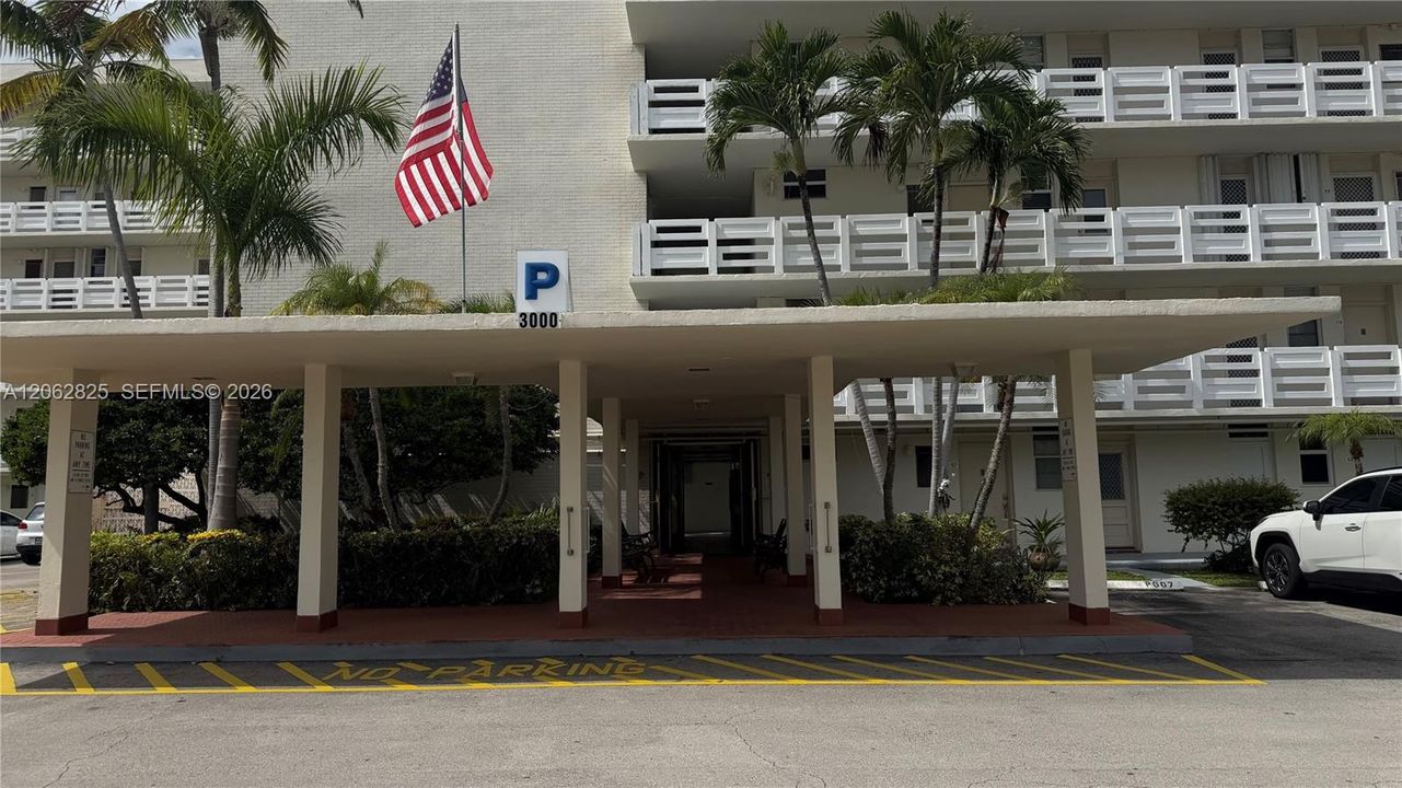"P" BUILDING