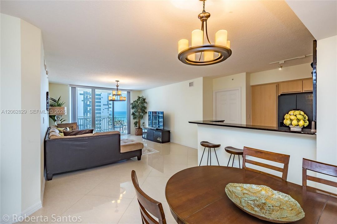 For Rent: $3,750 (2 beds, 2 baths, 1150 Square Feet)