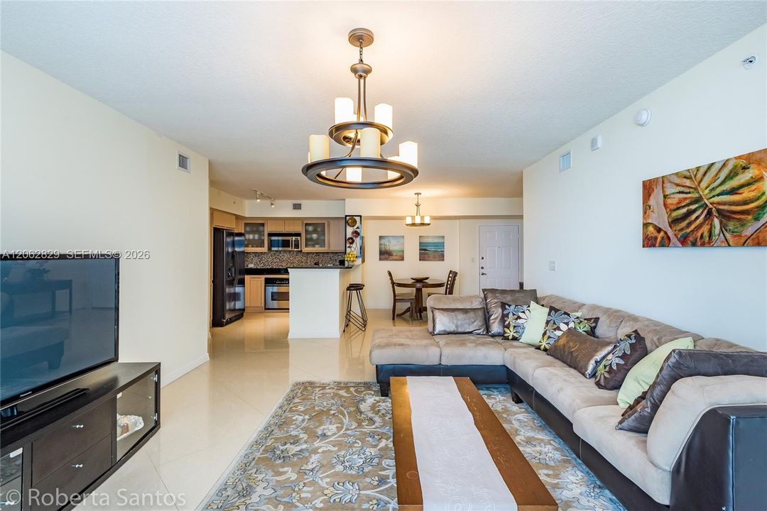 For Rent: $3,750 (2 beds, 2 baths, 1150 Square Feet)