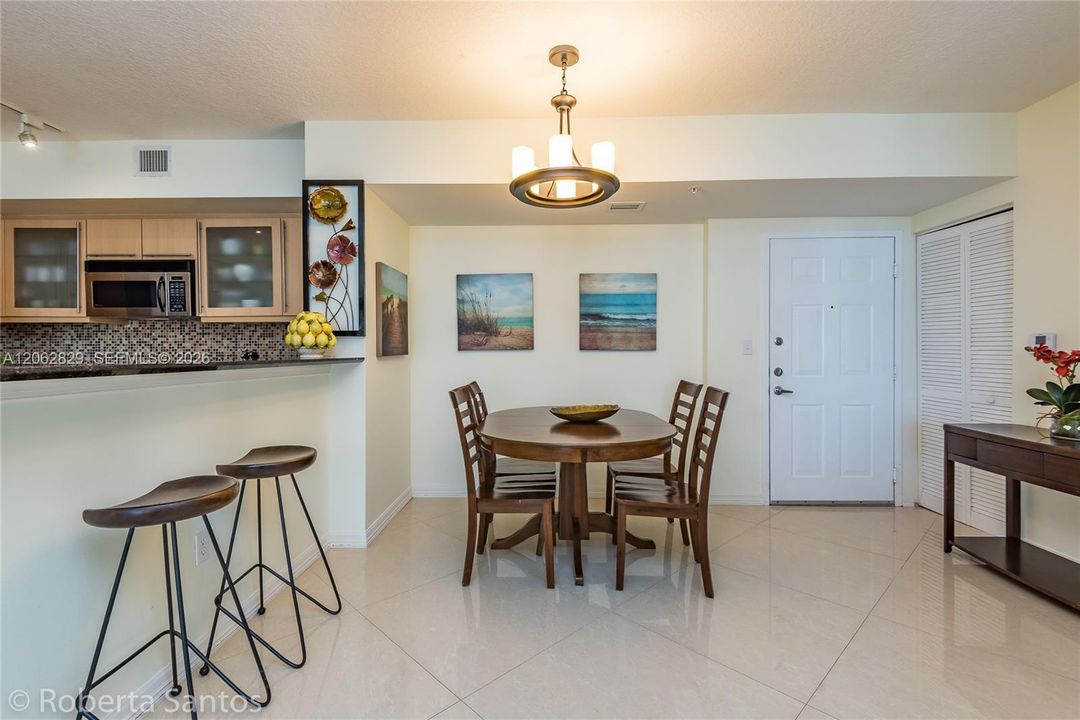 For Rent: $3,750 (2 beds, 2 baths, 1150 Square Feet)