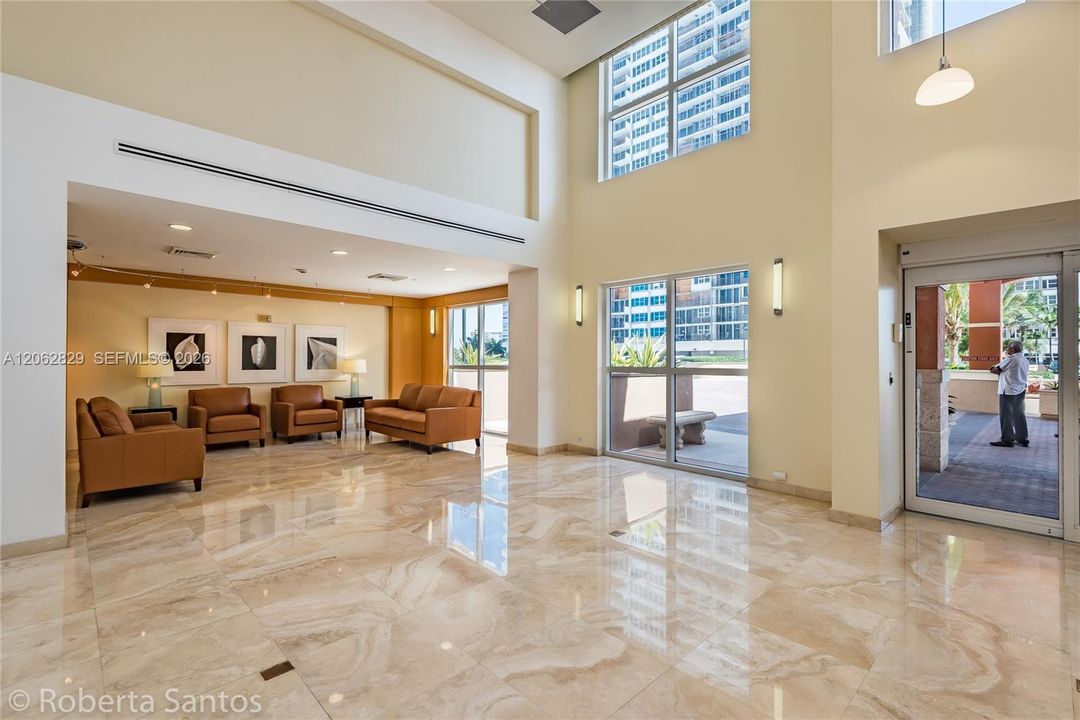 For Rent: $3,750 (2 beds, 2 baths, 1150 Square Feet)