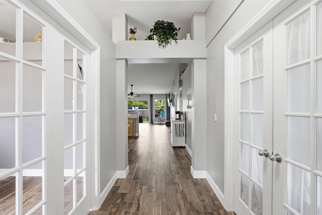 Foyer - Flex Rooms