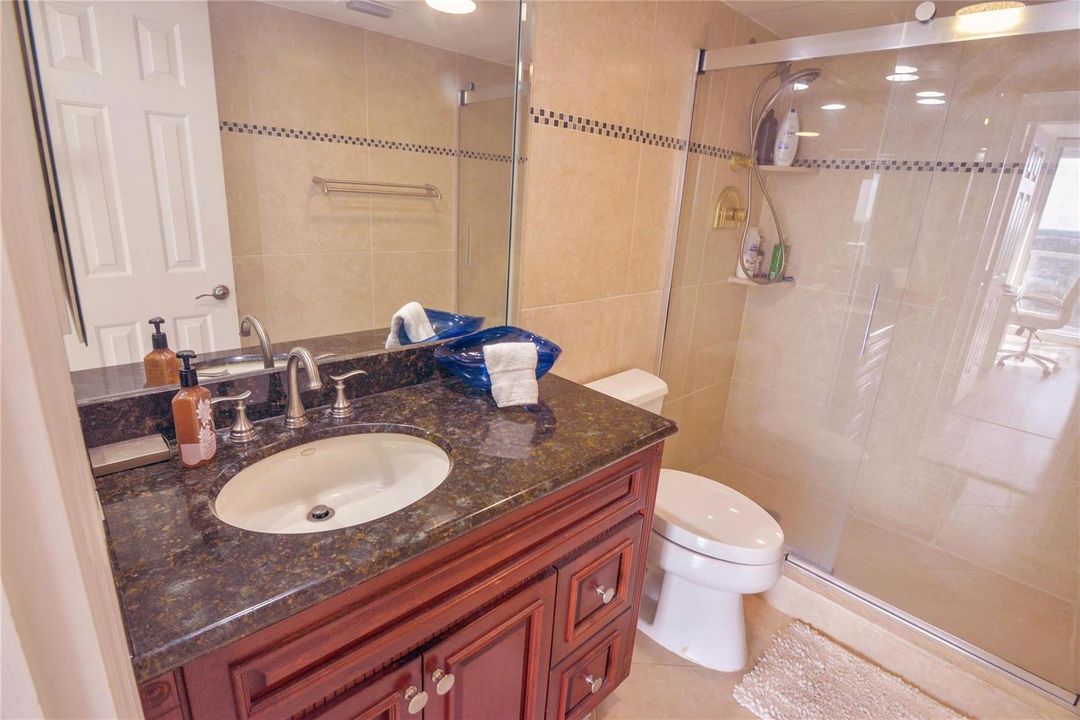 2nd Bathroom