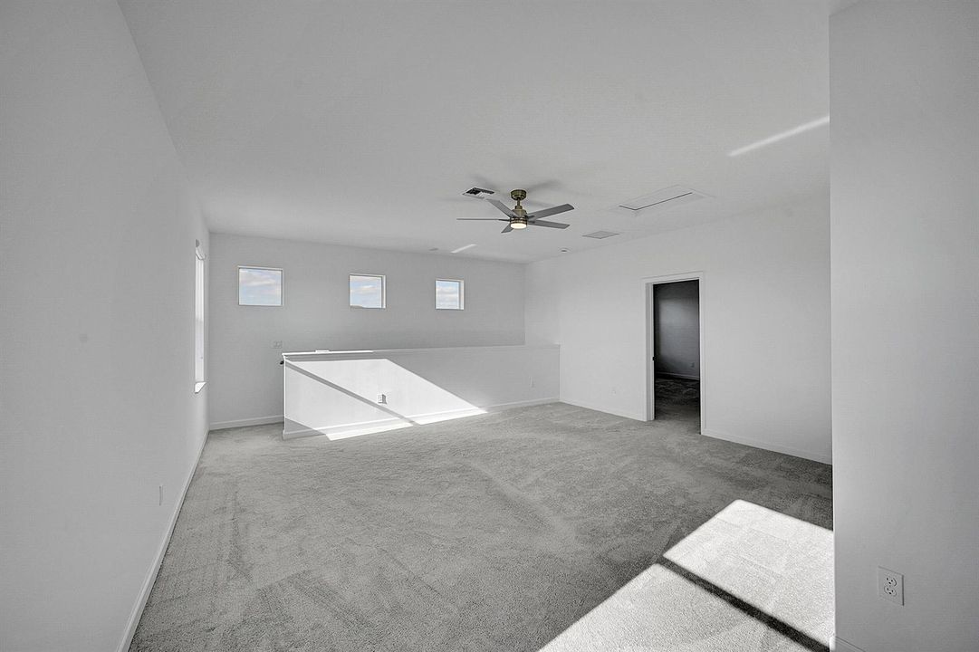 5742 Graceful Way