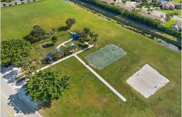 Moultre Park 3
