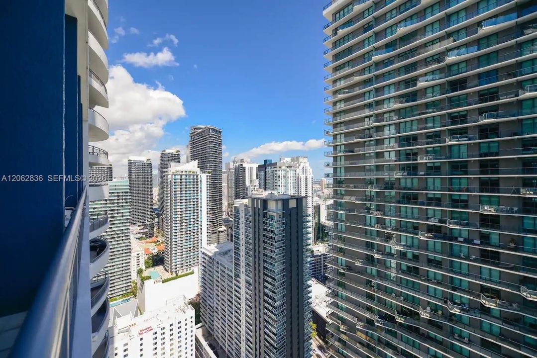 En Venta: $465,000 (1 camas, 1 baños, 877 Pies cuadrados)
