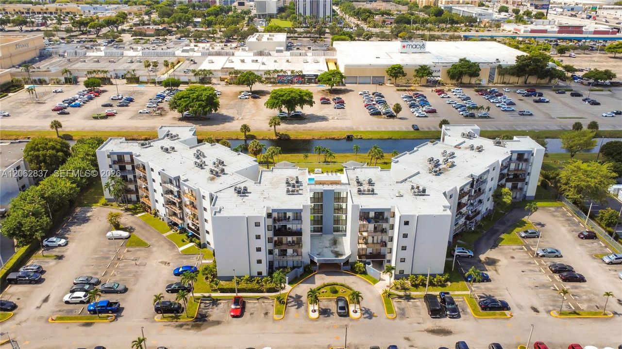 En Venta: $275,000 (3 camas, 2 baños, 994 Pies cuadrados)