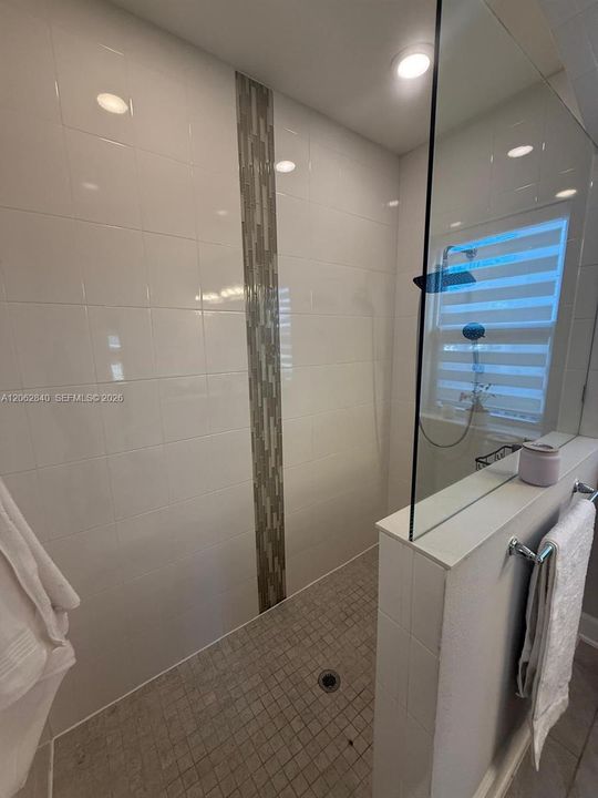 В аренду: $2,450 (3 спален, 2 ванн, 1644 Квадратных фут)