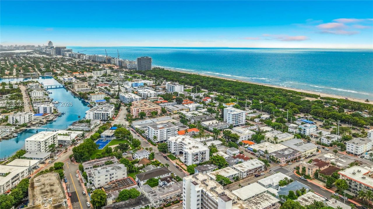 На продажу: $360,000 (1 спален, 1 ванн, 901 Квадратных фут)