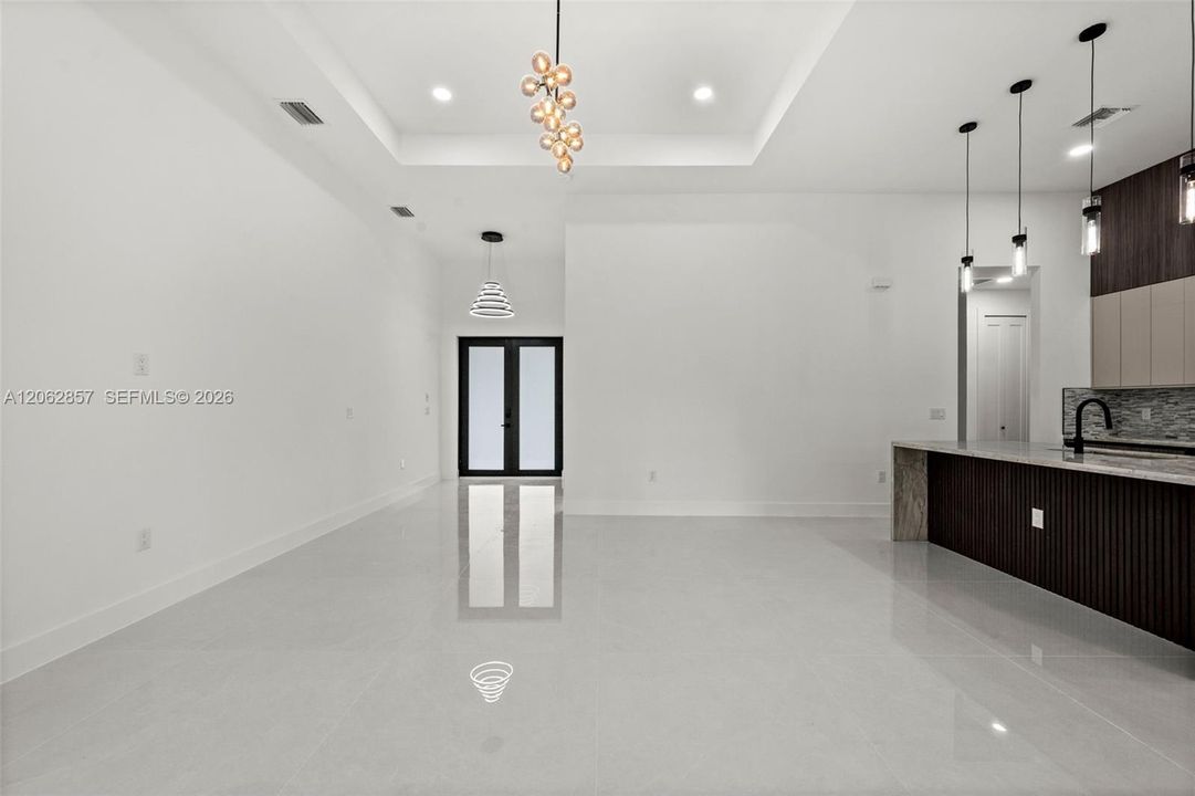 На продажу: $475,000 (4 спален, 3 ванн, 2166 Квадратных фут)