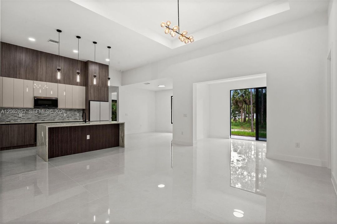 На продажу: $475,000 (4 спален, 3 ванн, 2166 Квадратных фут)