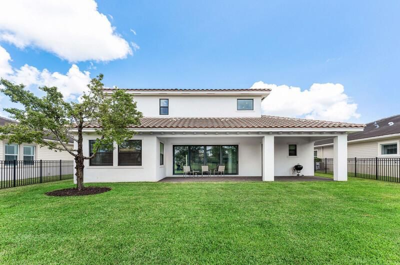 LARGE YARD