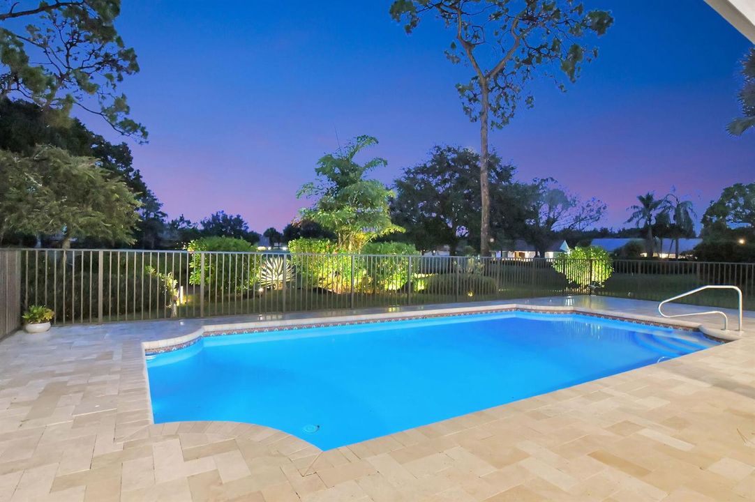 Custom Pool