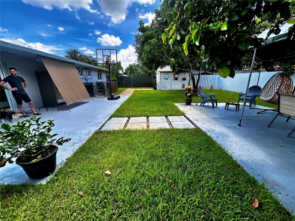 В аренду: $3,450 (3 спален, 2 ванн, 1152 Квадратных фут)