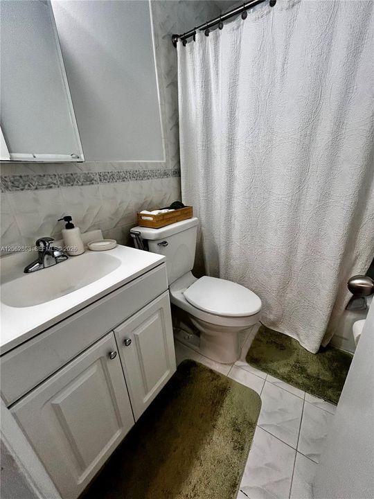 В аренду: $3,450 (3 спален, 2 ванн, 1152 Квадратных фут)