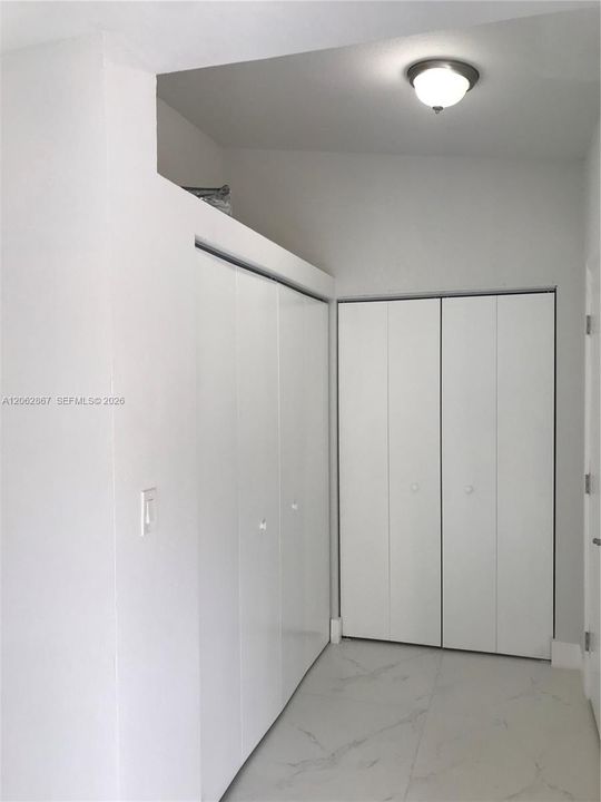 В аренду: $4,000 (4 спален, 2 ванн, 1831 Квадратных фут)