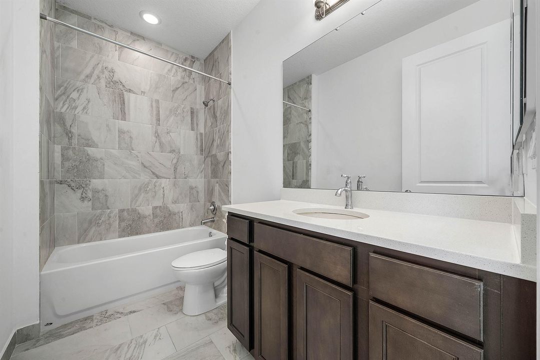 2nd Bathroom